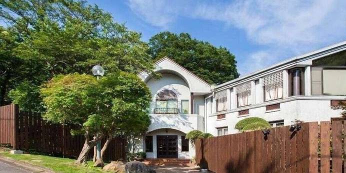 伊豆一碧湖レイクサイドテラス(旧:紀州鉄道 伊豆一碧湖ホテル)(静岡県 リゾートホテル) / 1