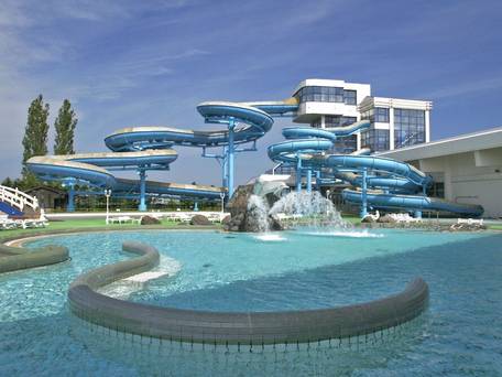 シャトレーゼ ガトーキングダム札幌 / 3