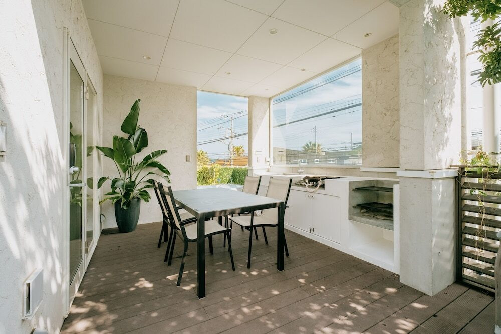 気分は海外旅行♡スイミングプールとジャグジーが貸し切れるヴィラ3952359