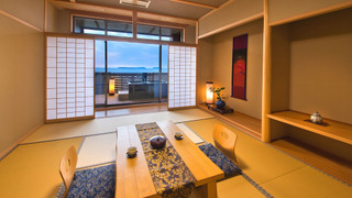 天然温泉露天風呂とパノラマオーシャンビュー [和室10帖] 禁煙