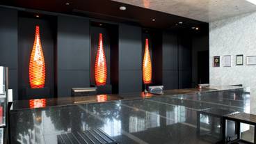 チェックアウトはフロントで / 3