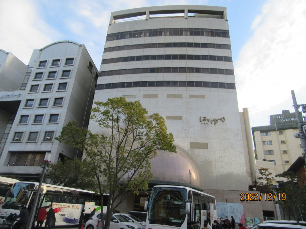 ホテル正面です