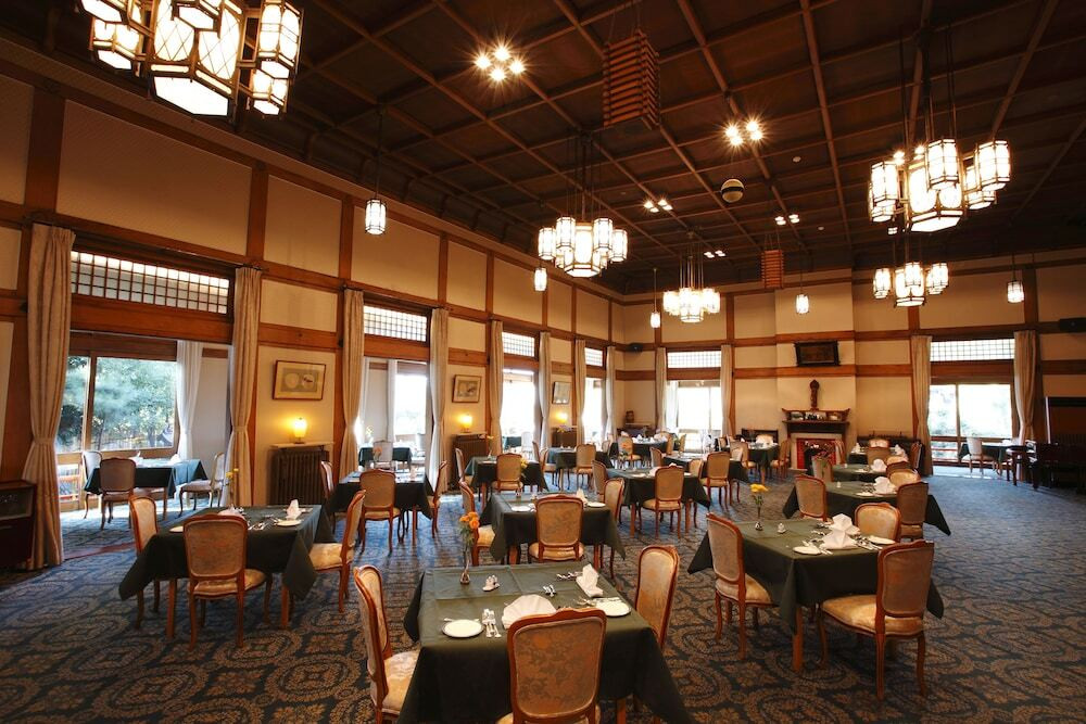 明治にタイムスリップしたみたい♡メインダイニング「三笠」3513949