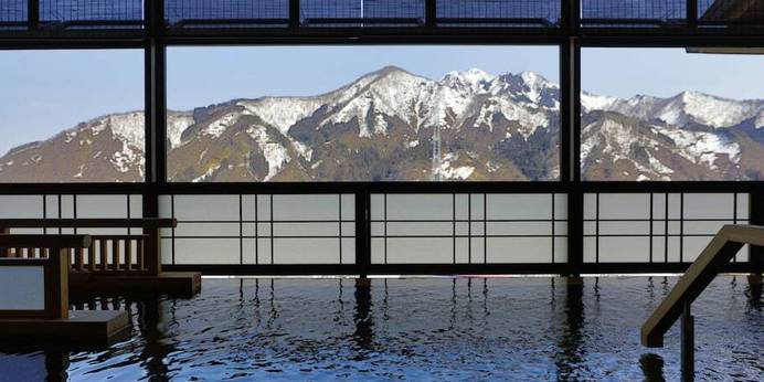 越後湯沢温泉 湯けむりの宿 雪の花（新潟県 旅館） / 1