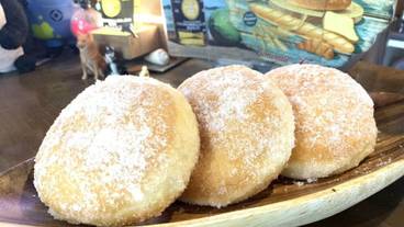 食事・飲み物 / 26