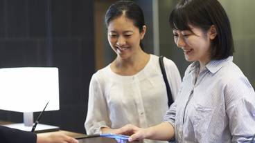 チェックイン / チェックアウト キオスク / 1