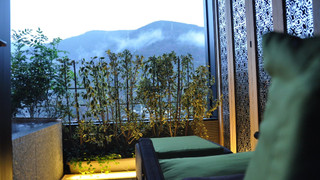 2階 木漏れ日の間 客室露天風呂付+個室お食事処