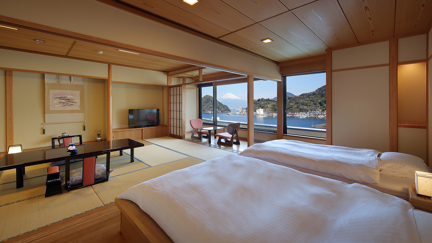 海と富士絶景の美食宿 伊豆・三津浜 松濤館(ウミトフジゼッケイノビショクヤド イズ・ミトハマ ショウトウカン) / 2