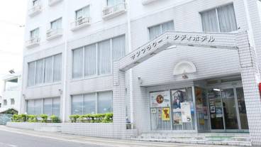 施設の入り口 / 10