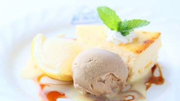 食事・飲み物 / 12