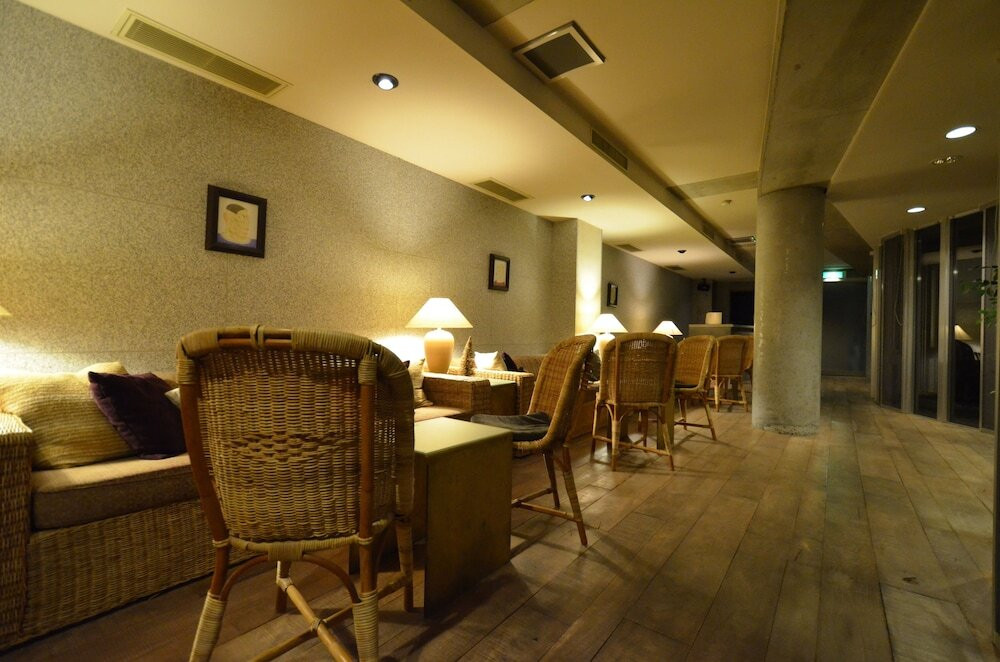 ロビー応接スペース