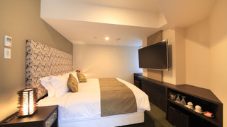 デラックス　ツインルーム　禁煙 (ダブルベッド2台）-Extrabed is from 3rd Adult