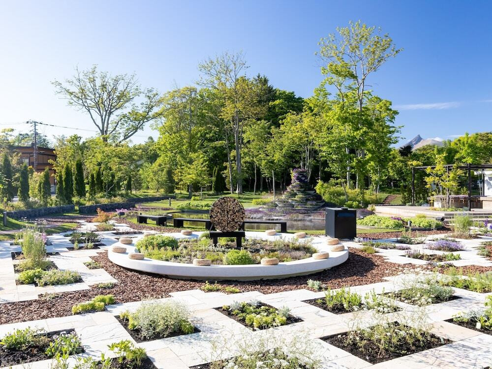 ガーデンアフタヌーンティーでほっこり♡3690820