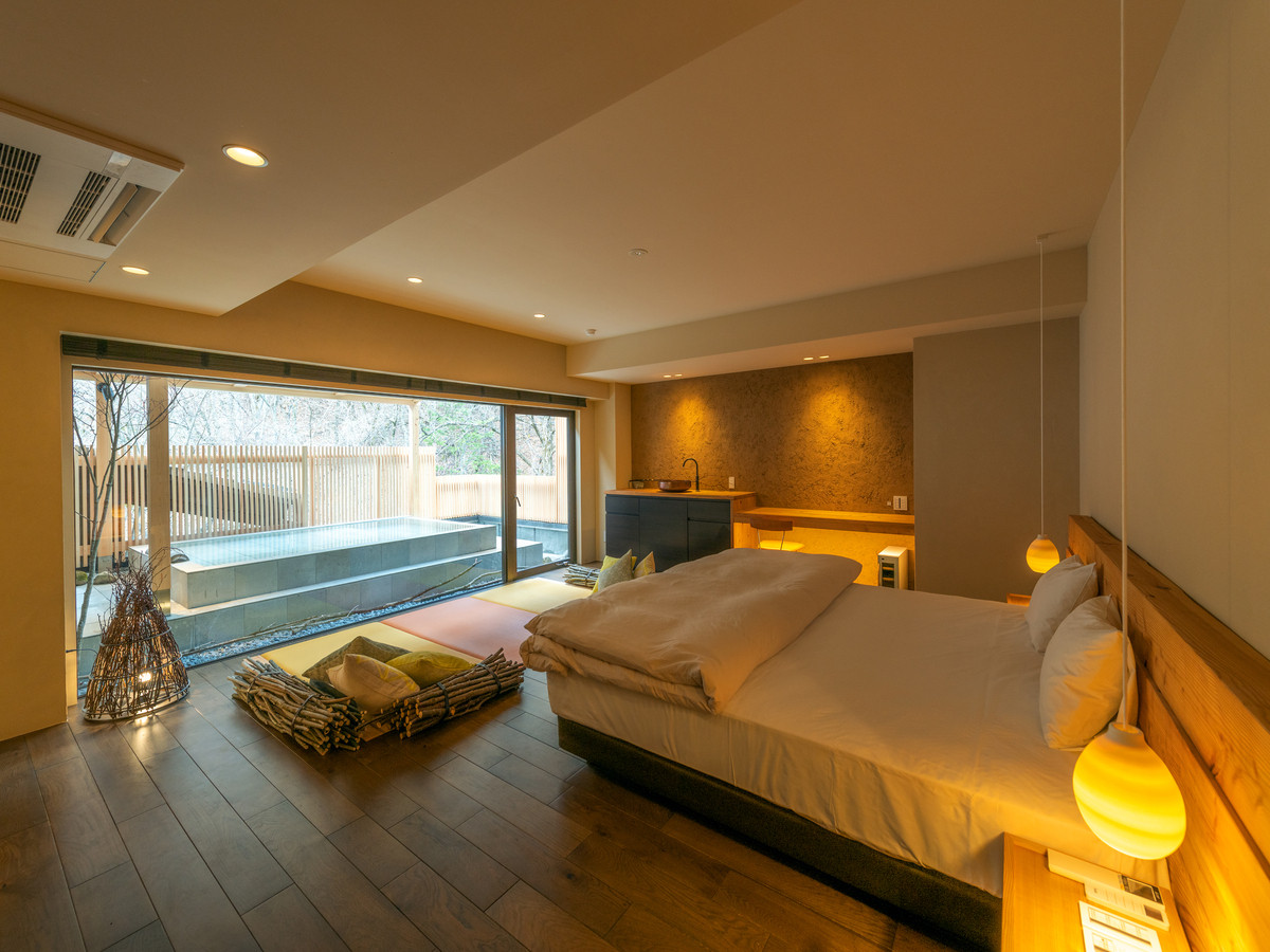 世界も認めたおもてなしと、自然を望む温泉に癒されて3650581