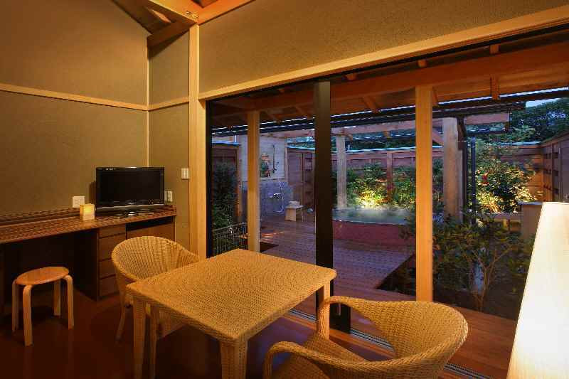 グループで入浴可！プライベート感のある貸切温泉も見逃せない3725866