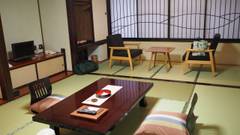 割烹旅館 越前満月