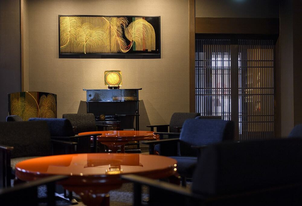 高級宿に泊まりたい！4066612