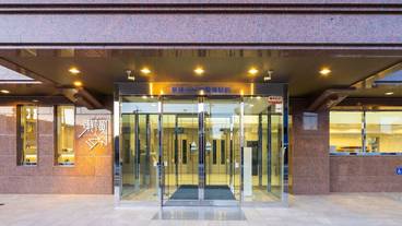 施設の入り口 / 8