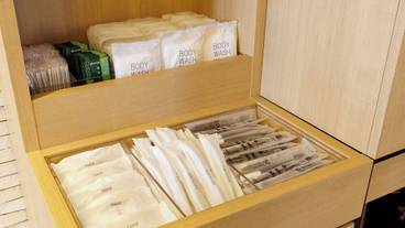 施設内の設備 / 13