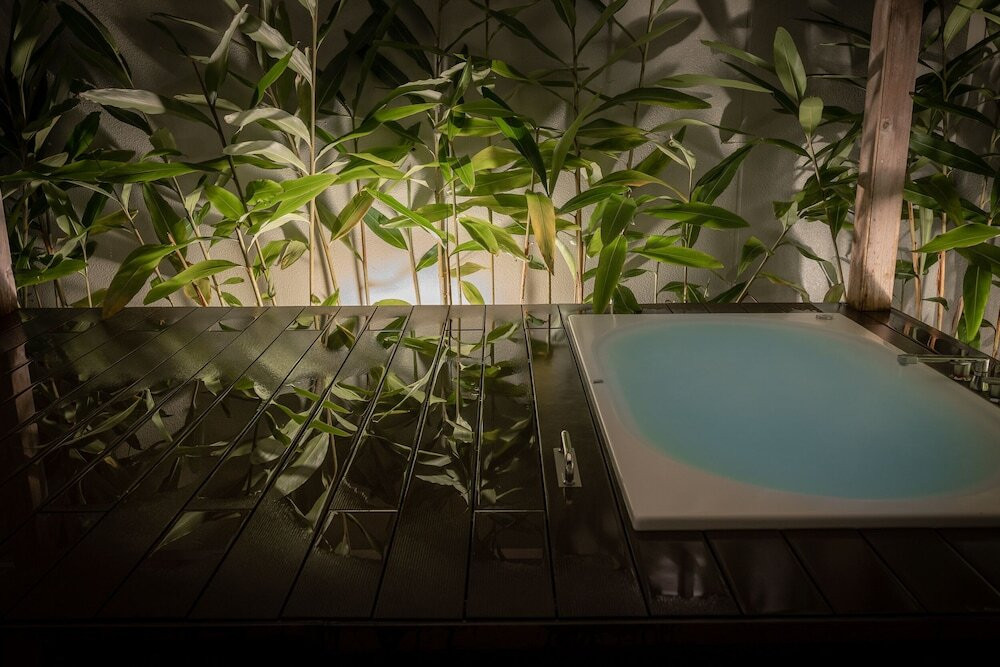 アカバナ　ジャグジー