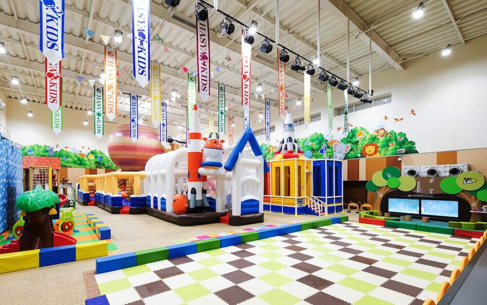 屋内プールで子供も大喜び♪遊んだ後は宿泊者無料の大浴場でリラックス4265049