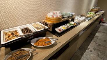 朝食バイキング / 4