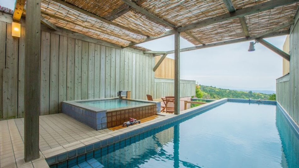 開放感抜群の露天風呂で霧島の雄大な景色を2人占め3571879