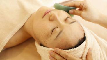 フェイシャル トリートメント / 3