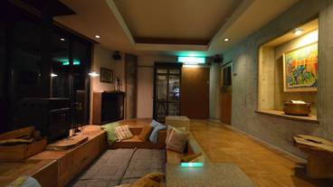 ロビーラウンジ / 18