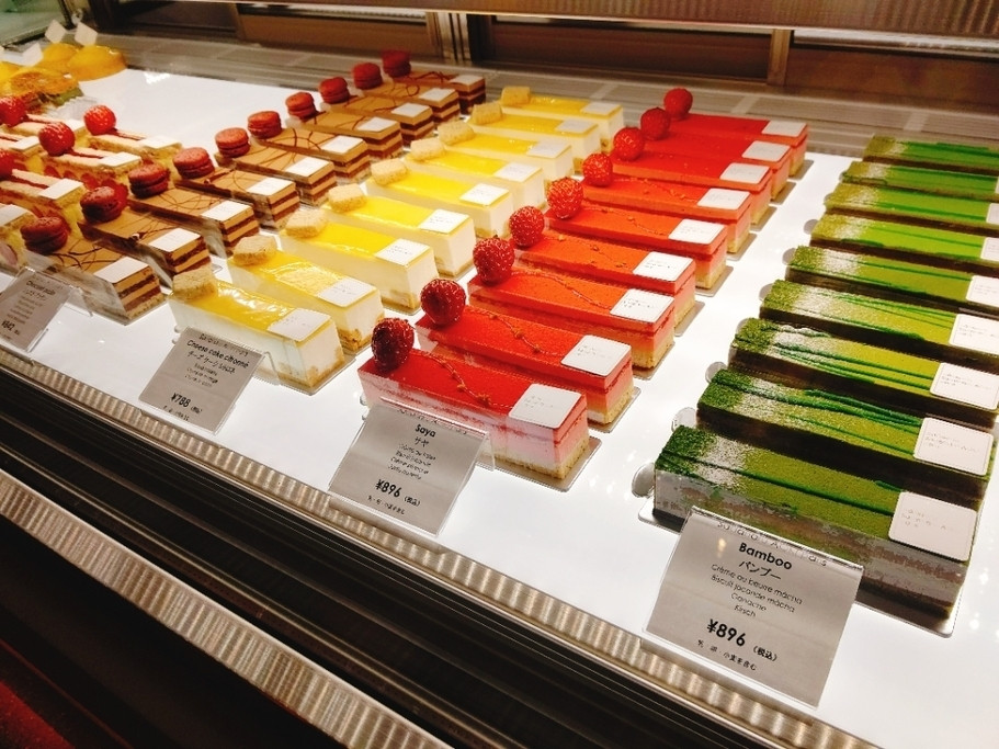 1階パティスリー／スイーツ①