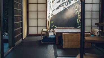 客室 / 10