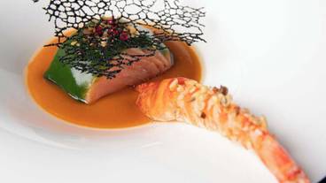 食事・飲み物 / 11