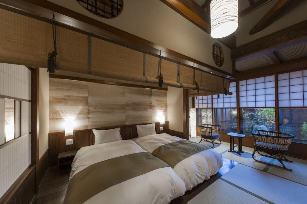 出雲の高級宿で二人の縁をより深めて3417326