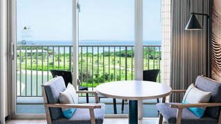 デラックス ルーム キングベッド 1 台 オーシャンビュー