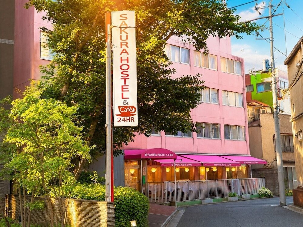 施設の正面