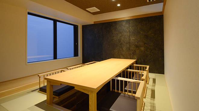 肉の名店「小滝野」で
家族そろってディナー / 4