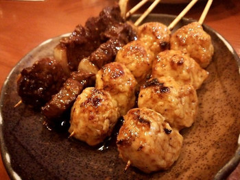 「鉄砲 久留米本店」料理 690979 まずは「つくね」から