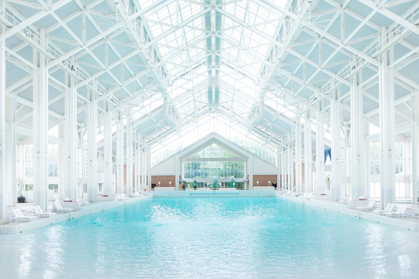 蒼き森の奥に佇む、オールスイートのリゾートホテル4771668