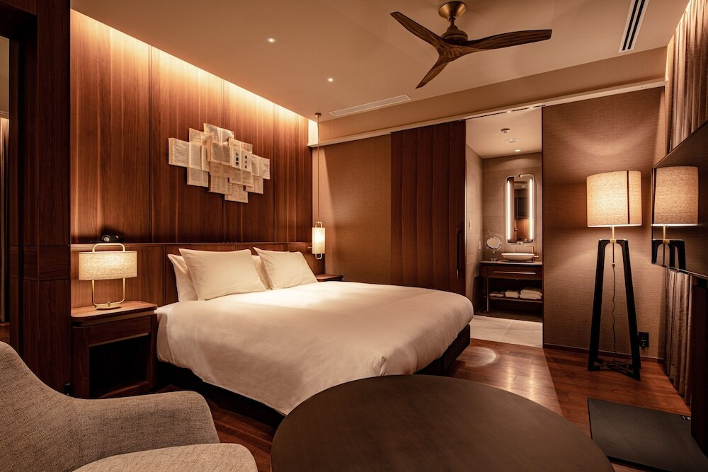 THE BASICS FUKUOKA3728445