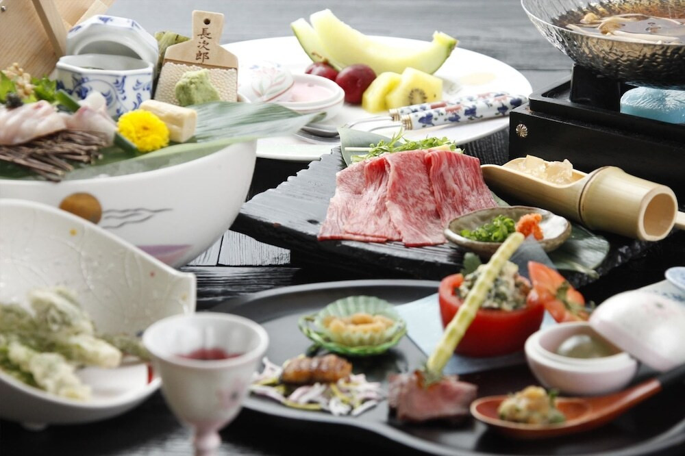 チェックインの後は離れお部屋や個室食事処で2人きりをとことん満喫できる宿3950450