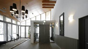 内部エントランス / 3