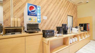 ロビーラウンジ / 9