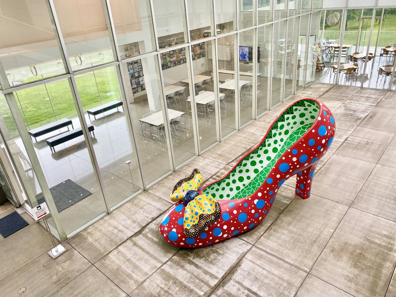 7.おしゃれな映え写真が撮れる、野外美術館「霧島アートの森」4239083