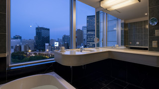 コーナー キング 禁煙 (3-18F)