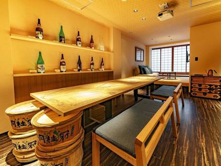 今昔荘 心斎橋 空庭檜風呂邸 / 1