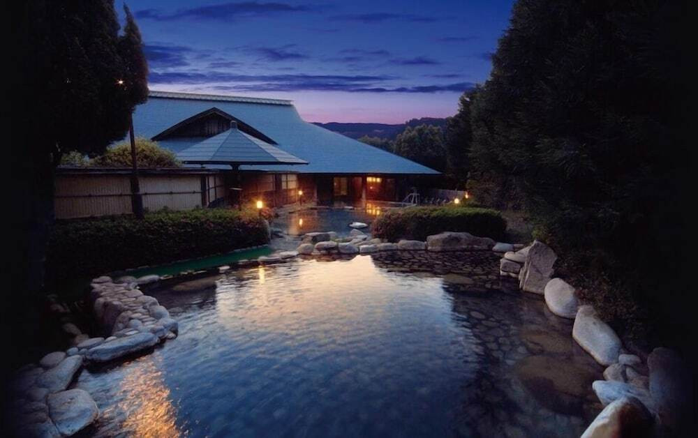 2.美肌効果ありのお風呂が最高！「わたらせ温泉 ホテルささゆり」3967771