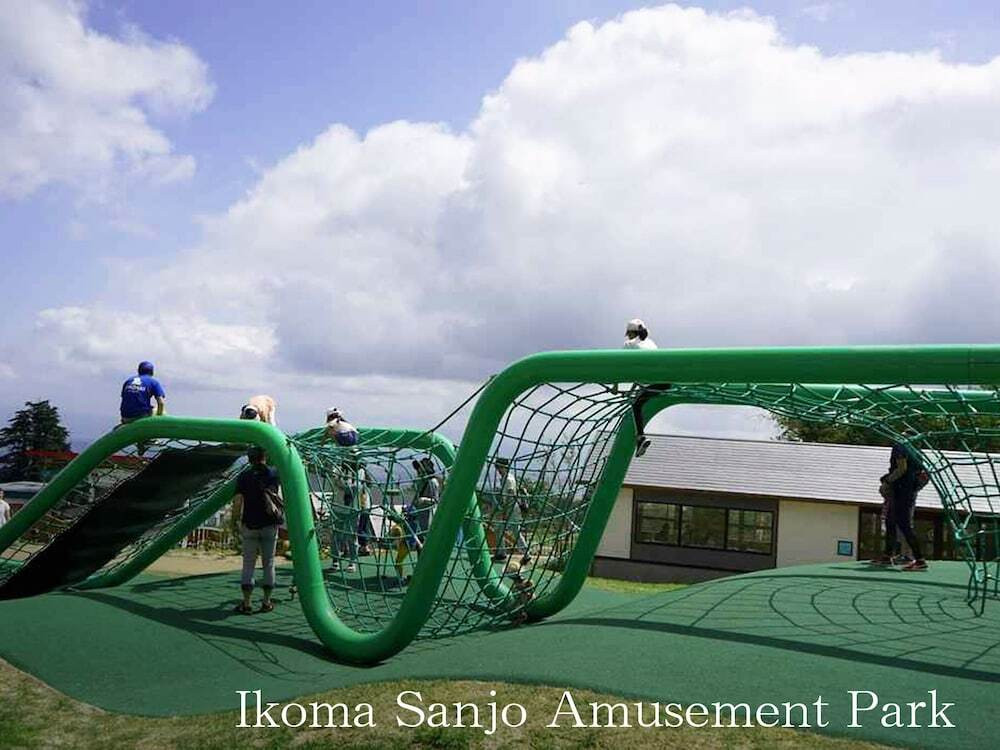 子供用の遊び場 - 屋外