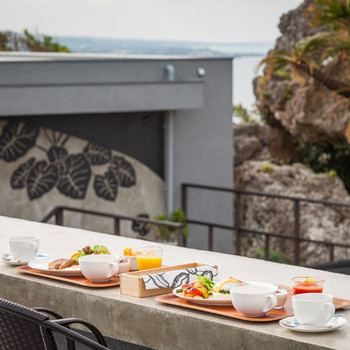 1日3組限定！高台に建つ全室インフィニティプール付きヴィラ4050988