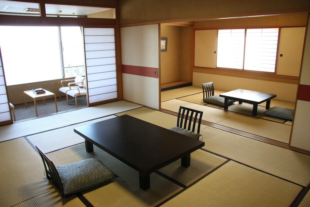 全室が浜名湖ビュー、歴史ある割烹旅館4090997