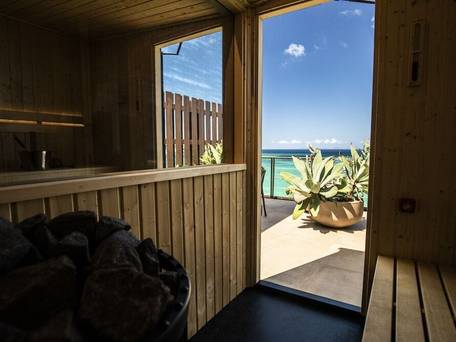 KAYATSUMA OKINAWA HOTEL＆RESORT / 3